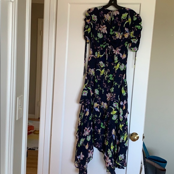 Dress - Picture 7 of 8